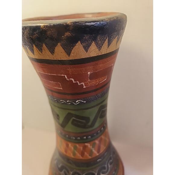Mexican Vintage 1939 Rustic Pottery Ceramic Vase - Picture 4 of 9